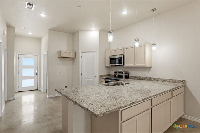 406 W Avenue C, Copperas Cove, TX 76522