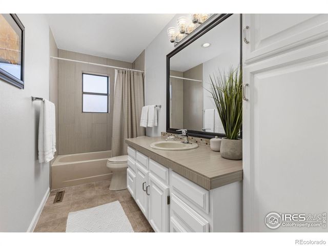 1058 W Choke Cherry Drive, Louisville, CO 80027