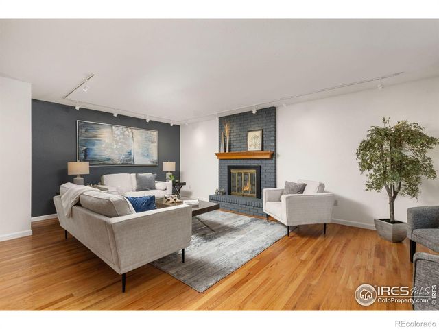 1058 W Choke Cherry Drive, Louisville, CO 80027