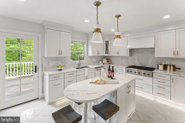 5844 BERMUDA CT, Mclean, VA 22101