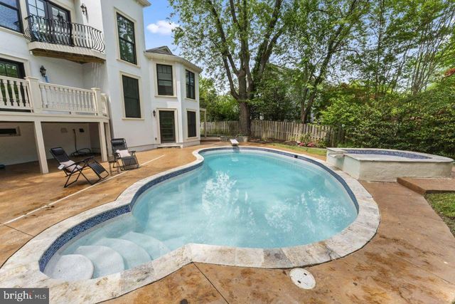 5844 BERMUDA CT, Mclean, VA 22101