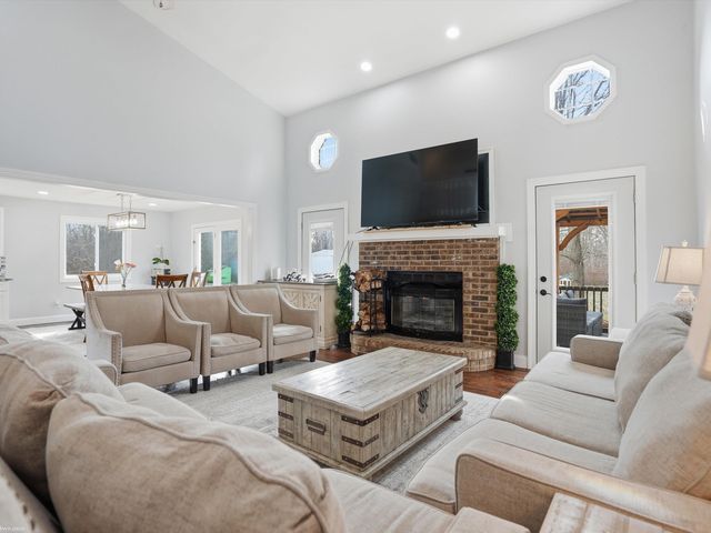 8863 Marine City Highway, Ira Twp, MI 48023