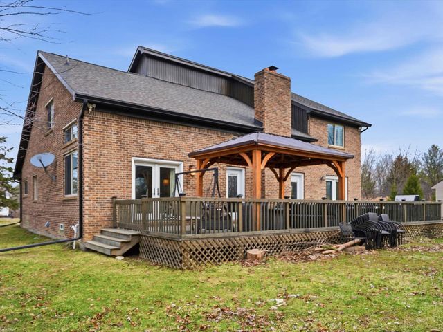 8863 Marine City Highway, Ira Twp, MI 48023