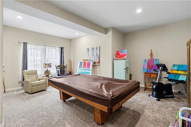 24808 W 88th Terrace, Lenexa, KS 66227