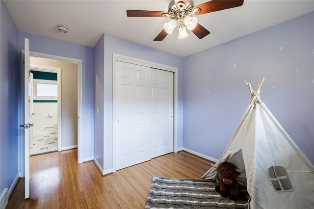 17 Butternut Drive, Pittsford, NY 14534