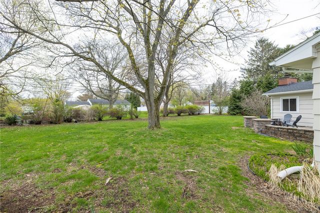 17 Butternut Drive, Pittsford, NY 14534