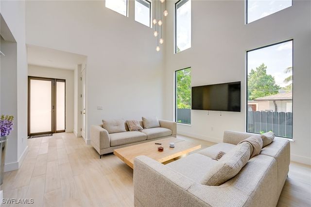 3400 Canal ST, Naples, FL 34112