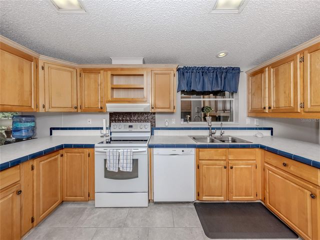 236 NATURES WAY, North Port, FL 34287