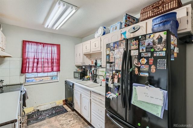 6952 Mariposa Street, Denver, CO 80221