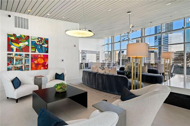 3325 Piedmont NE Road 1608, Atlanta, GA 30305