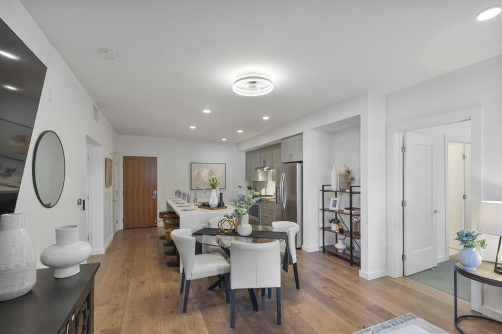 400 El Camino Real 117, Belmont, CA 94002