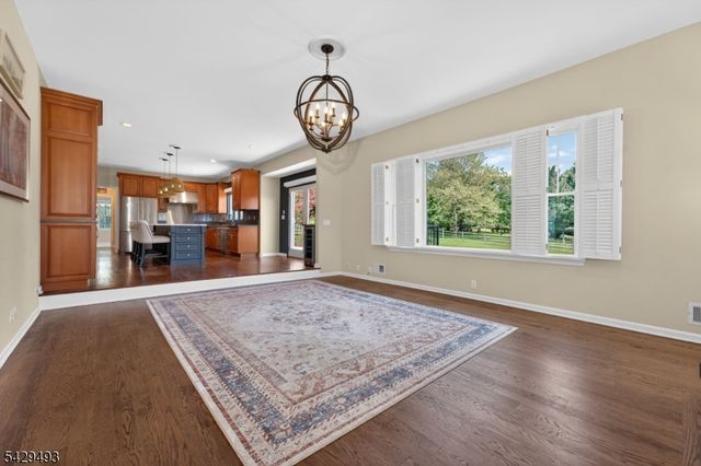 38 Grove Farm Rd, Union Twp., NJ 08867