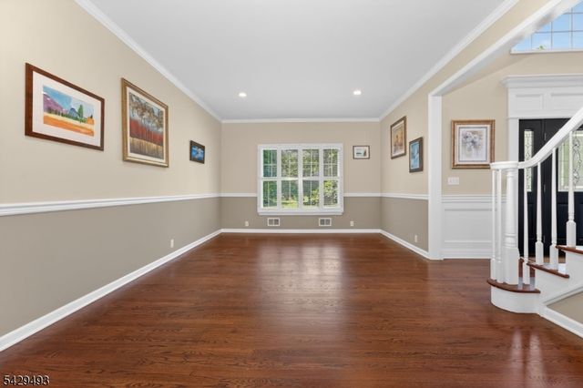 38 Grove Farm Rd, Union Twp., NJ 08867