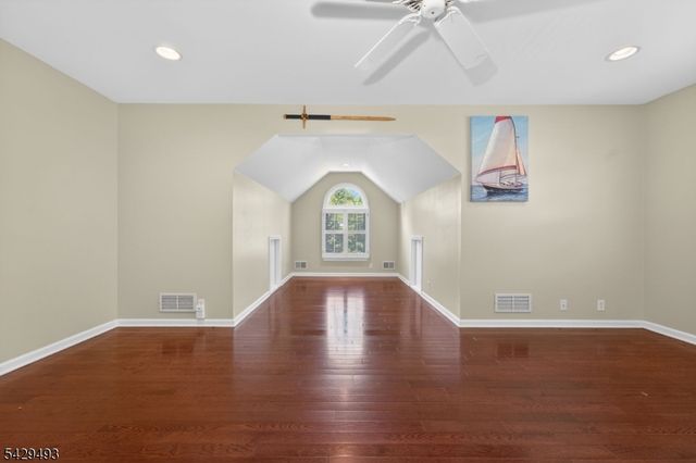 38 Grove Farm Rd, Union Twp., NJ 08867