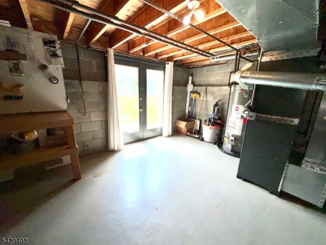 38 Grove Farm Rd, Union Twp., NJ 08867