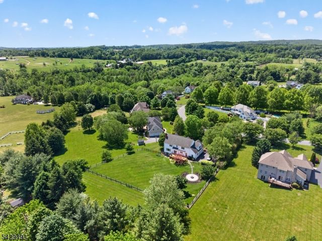 38 Grove Farm Rd, Union Twp., NJ 08867