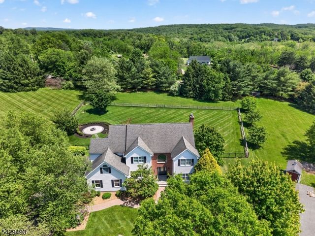 38 Grove Farm Rd, Union Twp., NJ 08867