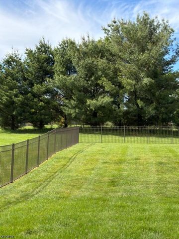 38 Grove Farm Rd, Union Twp., NJ 08867