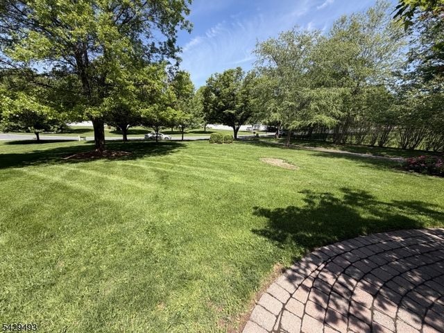 38 Grove Farm Rd, Union Twp., NJ 08867