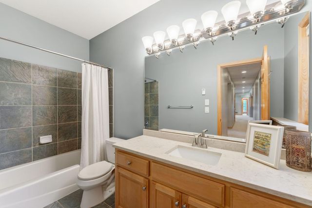 5841 190th Street E, Prior Lake, MN 55372