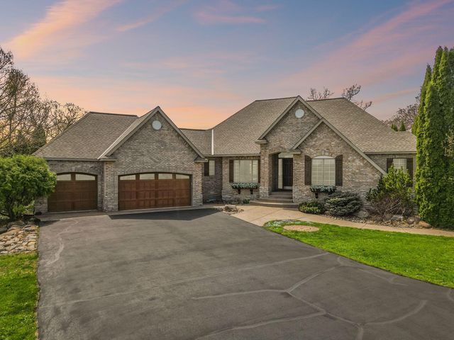 5841 190th Street E, Prior Lake, MN 55372