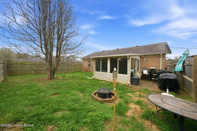 101 Rainbow Ct, Bardstown, KY 40004