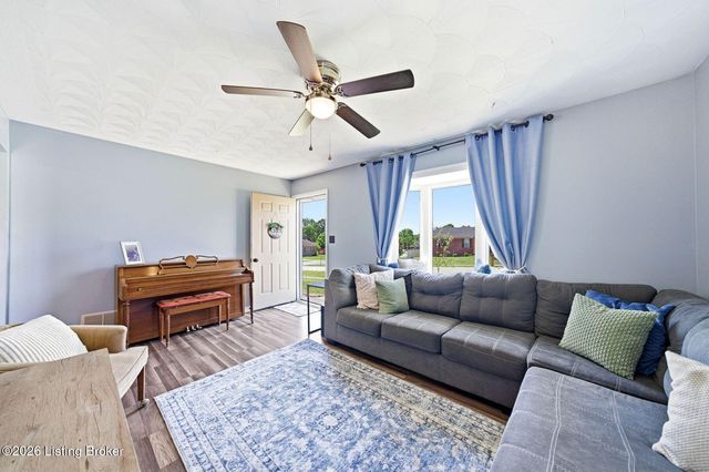 101 Rainbow Ct, Bardstown, KY 40004