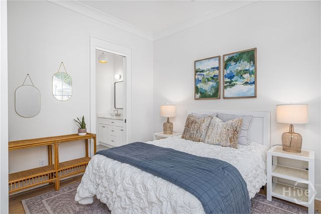 218 W 43rd Street, Savannah, GA 31401