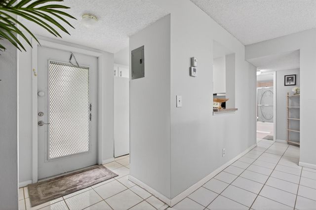 7321 NW 18th Street 107, Margate, FL 33063