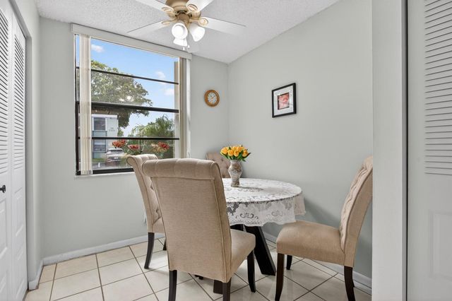 7321 NW 18th Street 107, Margate, FL 33063