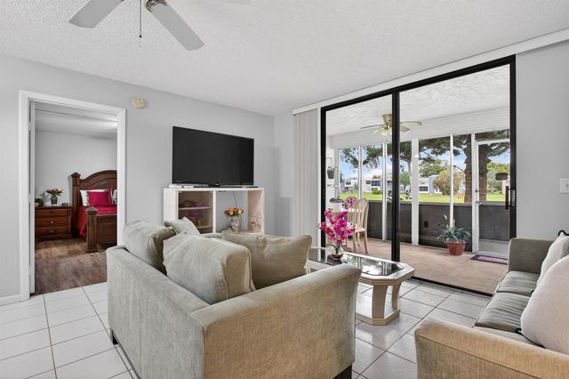 7321 NW 18th Street 107, Margate, FL 33063