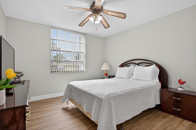 7321 NW 18th Street 107, Margate, FL 33063