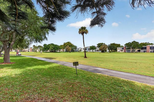 7321 NW 18th Street 107, Margate, FL 33063