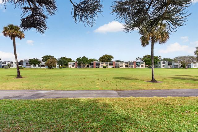 7321 NW 18th Street 107, Margate, FL 33063