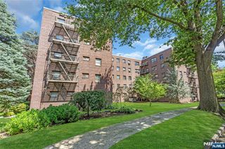 3081 Edwin Avenue 5J, Fort Lee, NJ 07024
