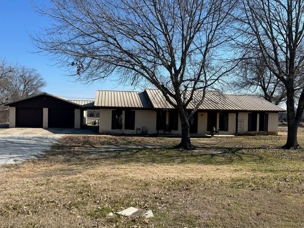 202 LCR 240, Mexia, TX 76667