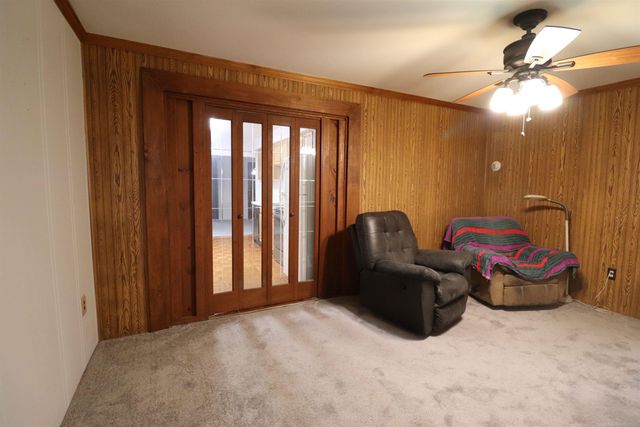 24252 Tuscany Street, Eastpointe, MI 48021