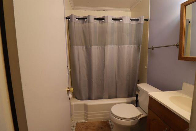 24252 Tuscany Street, Eastpointe, MI 48021