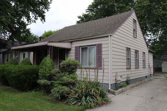 24252 Tuscany Street, Eastpointe, MI 48021