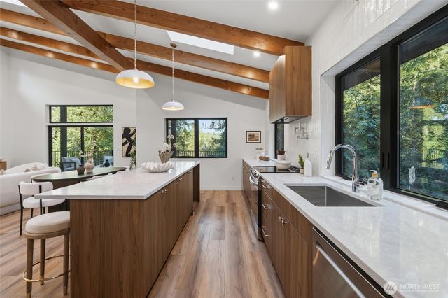 5505 78th Avenue NW, Gig Harbor, WA 98335
