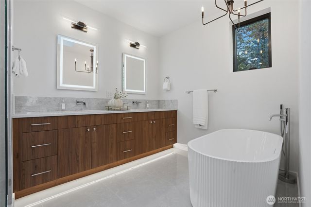 5505 78th Avenue NW, Gig Harbor, WA 98335