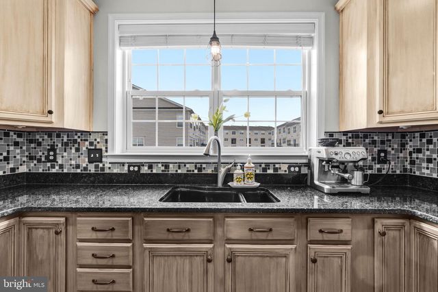 22715 SETTLERS TRAIL TER, Brambleton, VA 20148