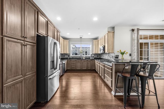 22715 SETTLERS TRAIL TER, Brambleton, VA 20148