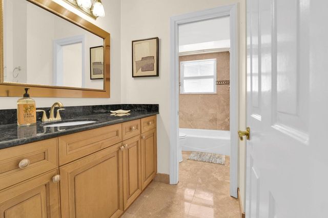 1704 DEL HAVEN Drive 38-B, Delray Beach, FL 33483