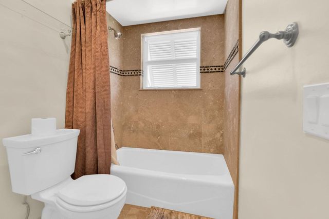 1704 DEL HAVEN Drive 38-B, Delray Beach, FL 33483