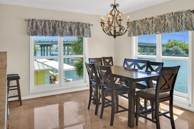 1704 DEL HAVEN Drive 38-B, Delray Beach, FL 33483