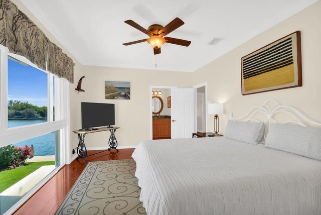 1704 DEL HAVEN Drive 38-B, Delray Beach, FL 33483
