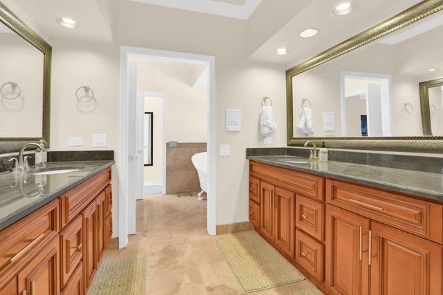 1704 DEL HAVEN Drive 38-B, Delray Beach, FL 33483