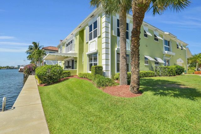 1704 DEL HAVEN Drive 38-B, Delray Beach, FL 33483
