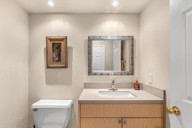 42690 Liolios Drive, Palm Desert, CA 92211